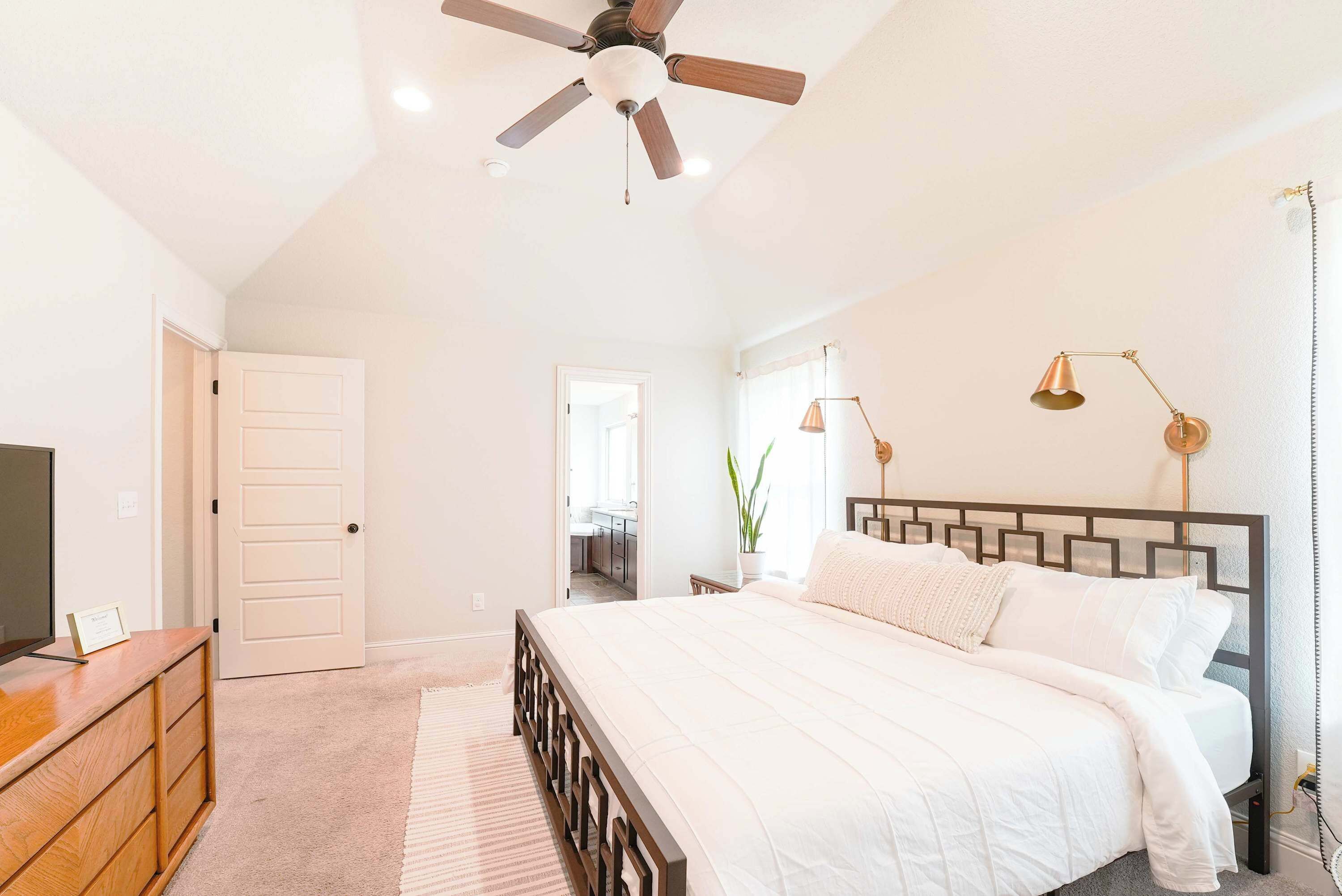 3 bedrooms, iron/ironing board, travel cot, WiFi