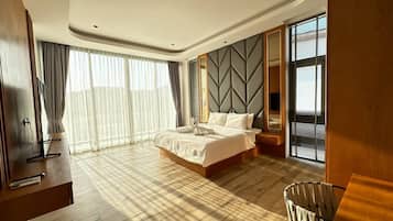 3 habitaciones, insonorización y tabla de planchar con plancha