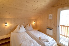 4 habitaciones, cuna de viaje y wifi gratis 