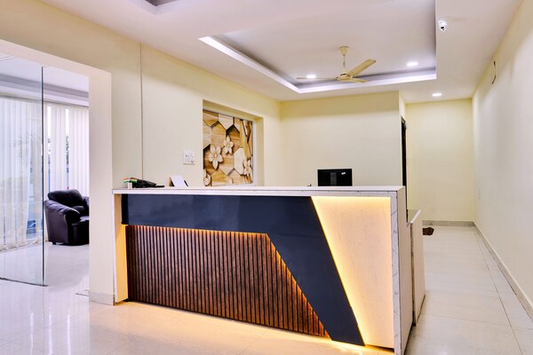 Hotel La Sky Boutique - Hyderabad