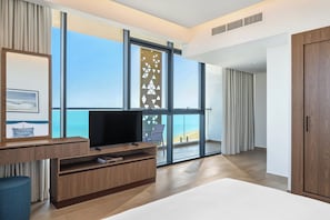 View from room - Beach Bay Hotel Mirfa (Al Mirfa)