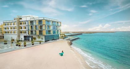 Beach Bay Hotel Mirfa
