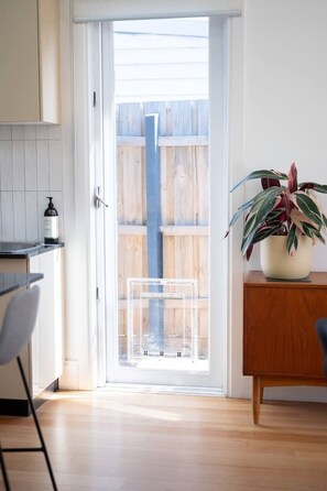 Interior - Spacious light-filled 3BD sanctuary in Northcote *Pet Friendly* (Northcote)