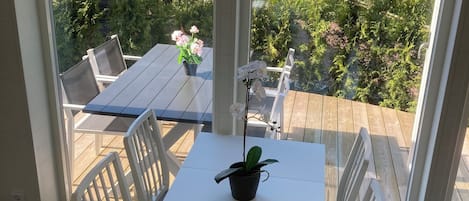 Perhemökki, merinäköala | Oleskelualue | Älytelevisio, Netflix, suoratoistopalvelut