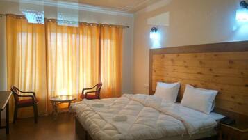 4 bedrooms