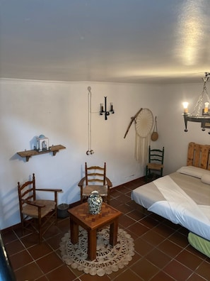 4 bedrooms, iron/ironing board, travel crib, free WiFi - Casa Rural Cortijo Paulenca  (Almería)