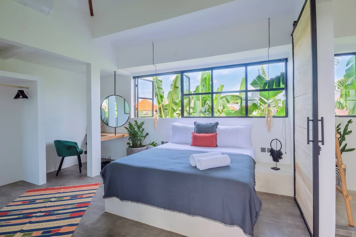 Villa, 2 Bedrooms | 2 bedrooms, iron/ironing board (on request), WiFi (free)