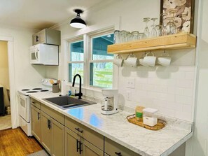 Microonde, forno, piano cottura