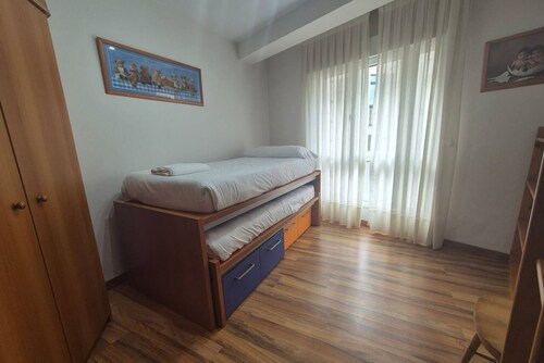 25A06 Centrico Playa 4 dormitorios Luanco