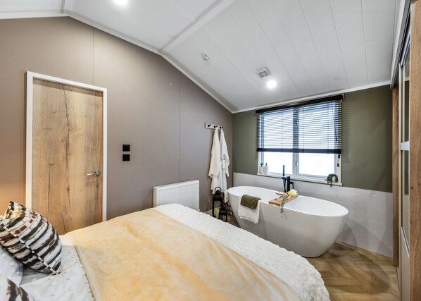 1 bedroom, free WiFi