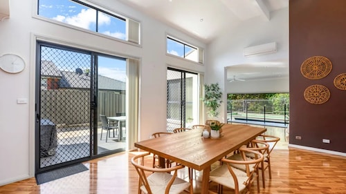 Poolside Oasis by Experience Jervis Bay