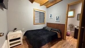 1 bedroom, free WiFi, bed sheets - Glamping Moret Tiny House M1 Cabaña Para 2 Personas-pet Friendly (Arteaga)