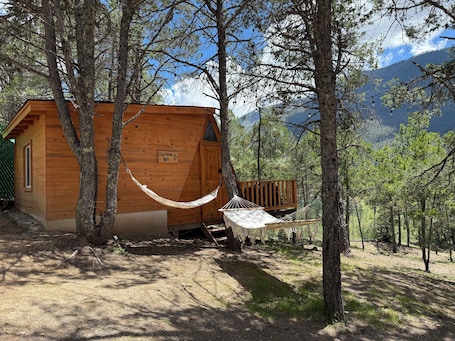 Exterior. Glamping Moret Tiny House M1 Cabaña Para 2 Personas-pet Friendly