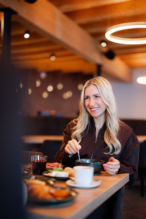 Free daily buffet breakfast
