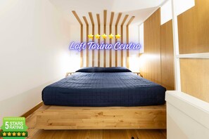 1 Schlafzimmer, Zimmersafe, Schreibtisch, Bügeleisen/Bügelbrett