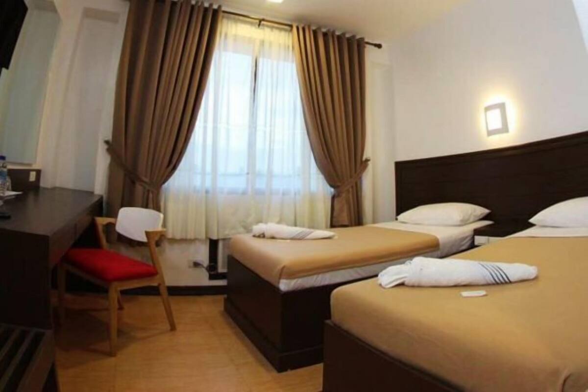 Rollaway beds (surcharge), WiFi (free), bed sheets
