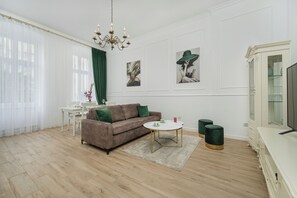 Room - Jedności Narodowej Apartment by Renters (Wroclaw)