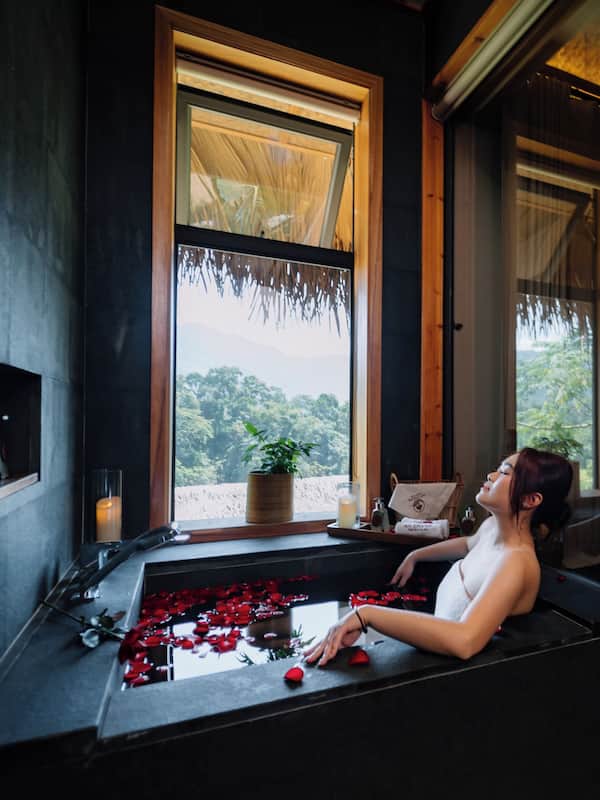 Romantic Bungalow, Balcony, Mountain View | Bathroom