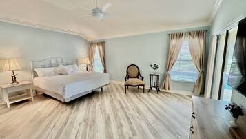 3 Schlafzimmer, Schreibtisch, BĂŒgeleisen/BĂŒgelbrett, kostenloses WLAN