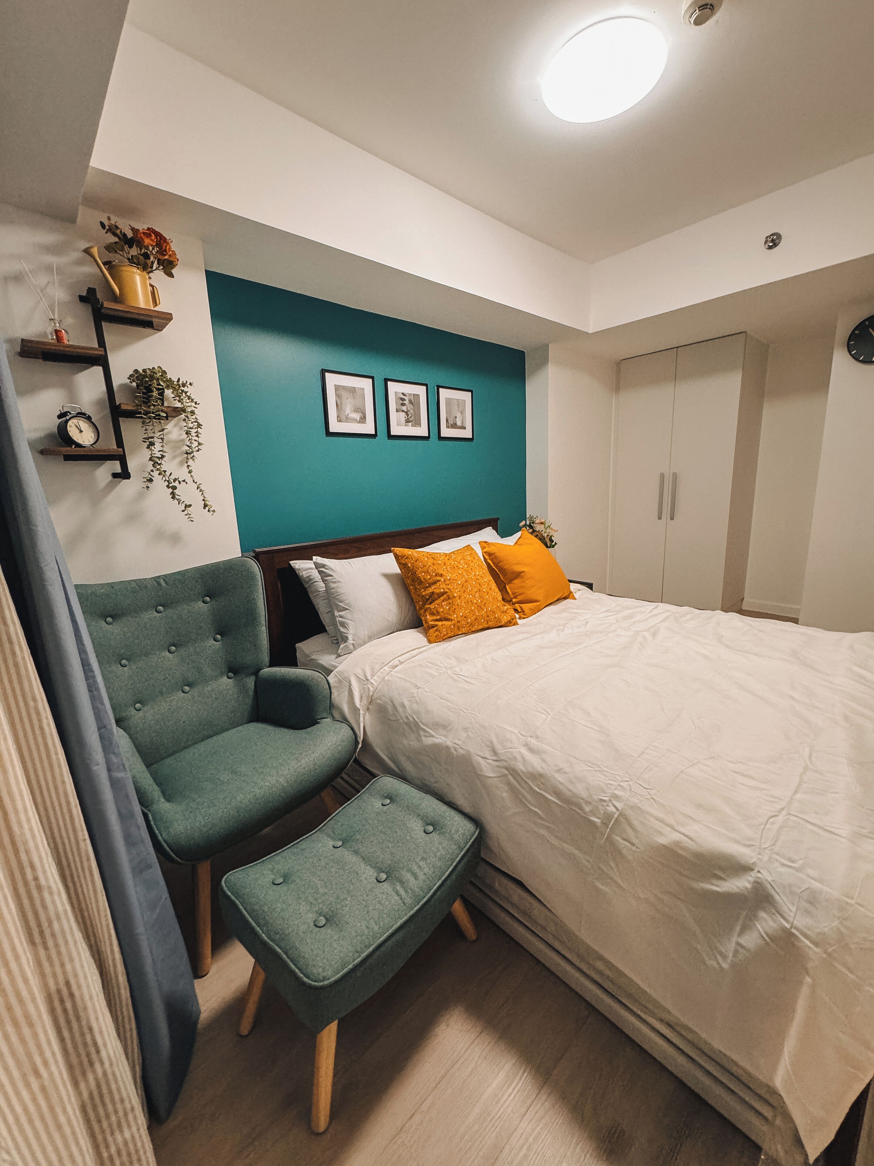 2 habitaciones, escritorio, tabla de planchar con plancha y wifi 