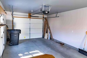 Interior - Hi-Bug Hideaway- In Town - Historic Home (Red Lodge)