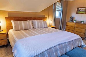 15 camere, una scrivania, ferro/asse da stiro, Wi-Fi gratuito