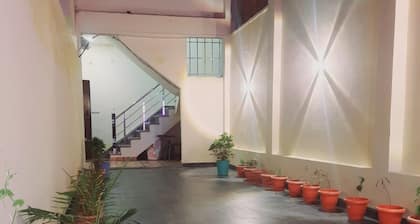 Shree P Guest House