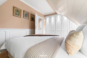 2 bedrooms, free WiFi