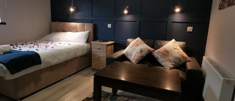 Chambre Confort double | Bureau, espace de travail pour ordinateurs portables