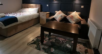 The Dutch Tulip Hotel