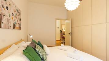 Lägenhet Classic - balkong | Arbetsyta för laptop, strykjärn/strykbräda och gratis wi-fi