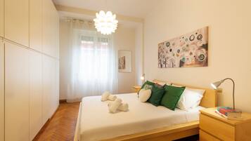 Lägenhet Classic - balkong | Arbetsyta för laptop, strykjärn/strykbräda och gratis wi-fi