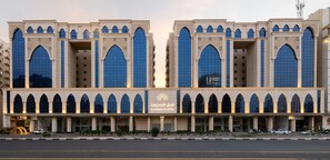 Front of property - Alayam Elite Hotel (Makkah)