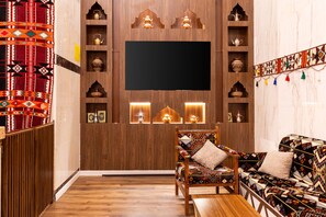 Coffee shop - Alayam Elite Hotel (Makkah)