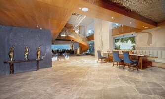 Breakfast, lunch, dinner served; Indian cuisine