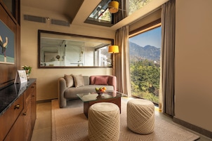 Aura Suite with Balcony | Premium bedding, minibar, in-room safe, desk