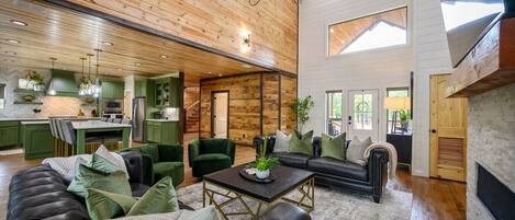 Televisión, chimenea, videojuegos y impresora