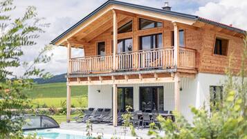 Classic Chalet, 3 Bedrooms | Exterior