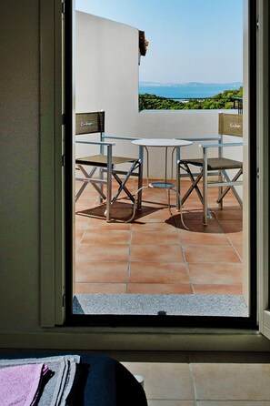 Elite Apartment, 2 Bedrooms | Interior - Apartment in Golfo Aranci With Terrace (Arzachena)