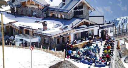 Chalets Almdorf Zillertal, Fugen