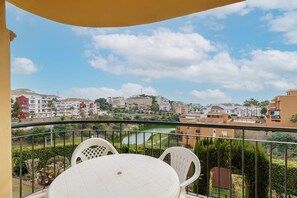 Casa clàssica, 2 dormitoris | Balcó