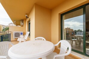 Balcony - Apartment With Communal Pool in the Heart of the Costa del Sol (Mijas)
