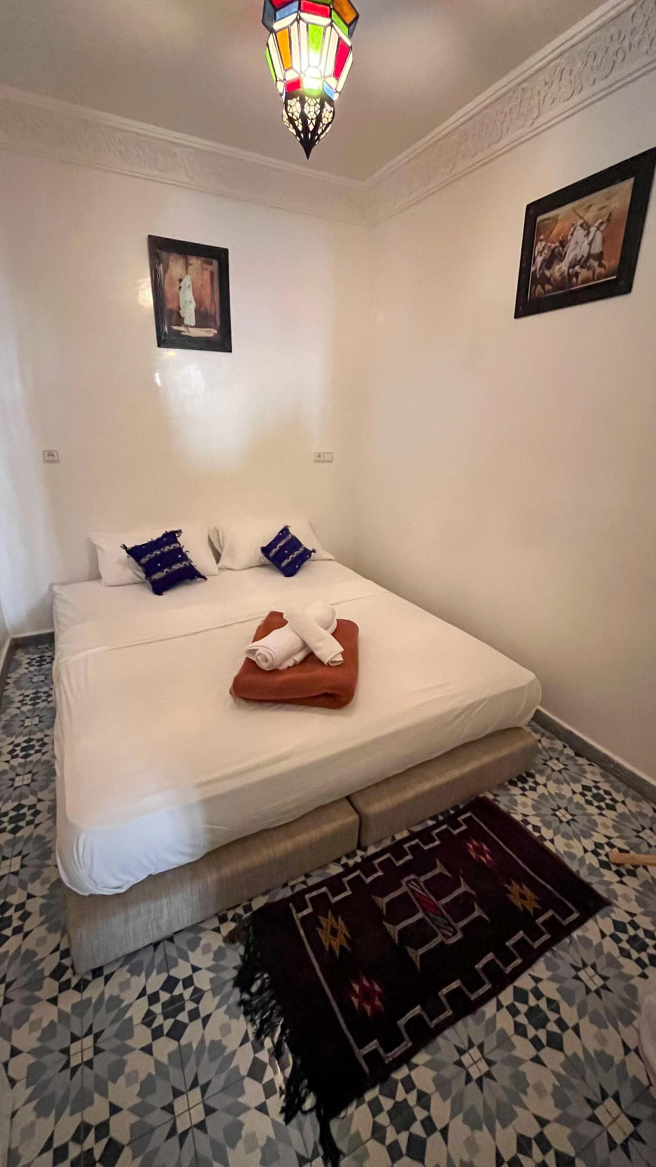 Standard Double Room | Free WiFi