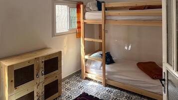 Dormitório compartilhado luxo, várias camas, para não fumantes | Wi-Fi de cortesia