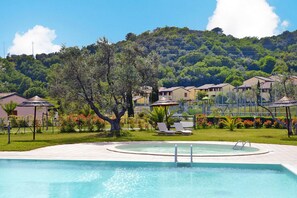 Classic Apartment, 3 Bedrooms | Pool | Outdoor pool - Residence Le Corti di Montepitti, Suvereto (Suvereto)