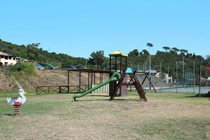 Elite Apartment, 2 Bedrooms | Garden