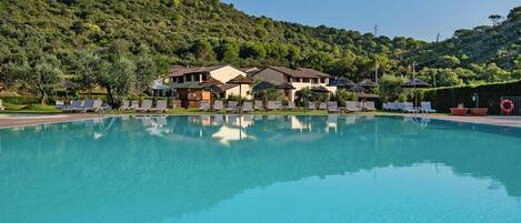 Elite-Apartment, 2 Schlafzimmer | Blick auf das Wasser