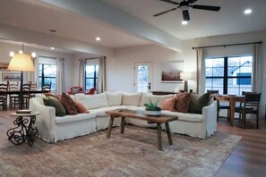 Televisión y oficina