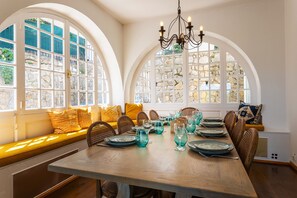 Dining - VILLA LA ROSERAIE VI4425 By Riviera Holiday Homes (Mougins)