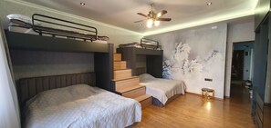 2 Schlafzimmer, Bügeleisen/Bügelbrett, kostenloses WLAN